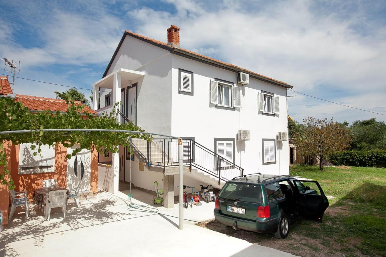 Apartment Toni With Private Parking Zadar Exterior photo