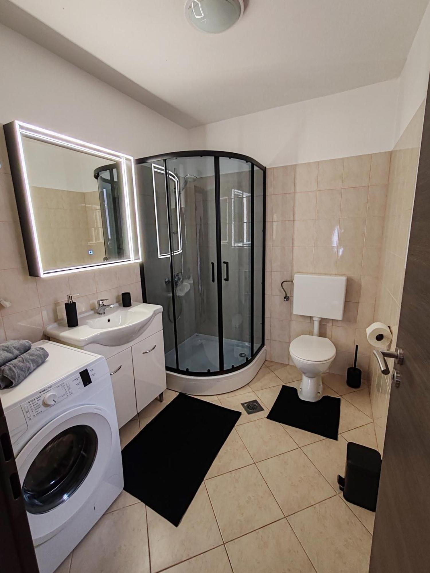Apartment Toni With Private Parking Zadar Exterior photo